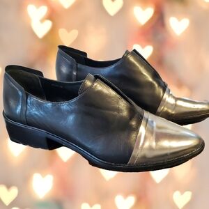 Rachel Zoe Leather Shoes with Metallic Toe Cap - Size 9